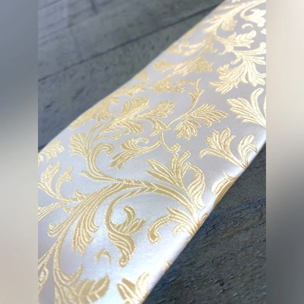 Penrose 100% Mulberry Silk Elegant Gold Jacquard  Leaf Print Tie Made in England